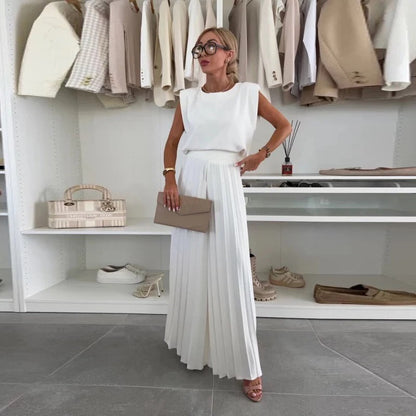 Axelle | Conjunto Minimalista: Top Sin Mangas y Pantalón Plisado