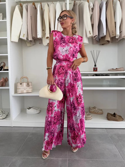 Axelle | Conjunto Minimalista: Top Sin Mangas y Pantalón Plisado